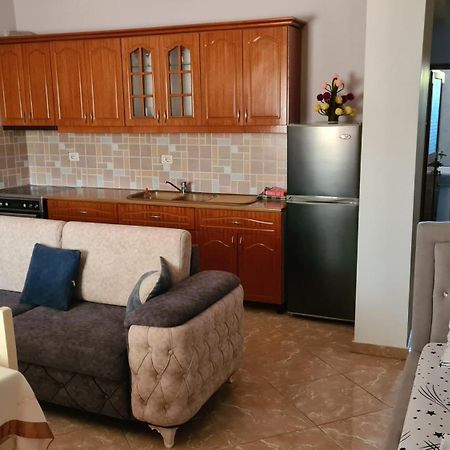 كساميل Villa Reshat Caca المظهر الخارجي الصورة