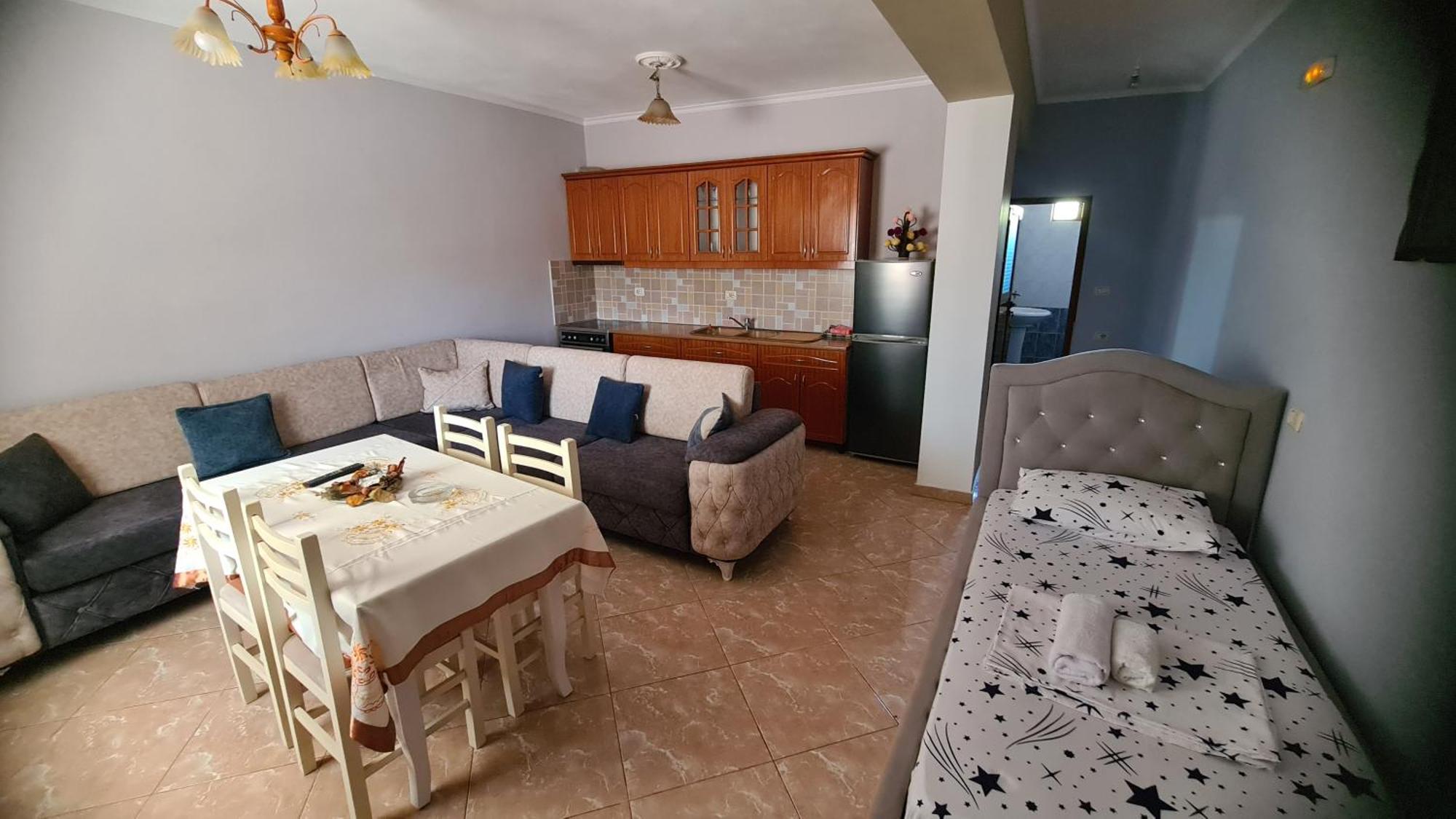 كساميل Villa Reshat Caca المظهر الخارجي الصورة